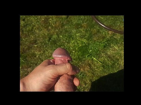 ❤️ داغ داغ بیدمشک صورتی خود را لعنت کرده و با سرپیچ در یک باغ تابستانی کم می کند فیلم لعنتی در fa.shufflesex.ru ❤